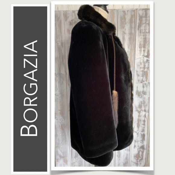 Borgazia Vintage Faux Fur Car Coat EUC - Picture 4 of 8